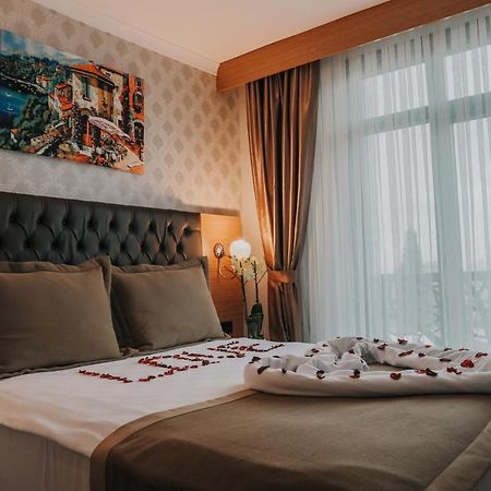 Otel Grand Lark İstanbul Dış mekan fotoğraf