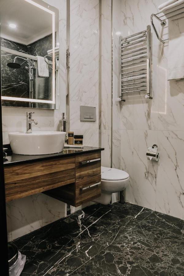Otel Grand Lark İstanbul Dış mekan fotoğraf