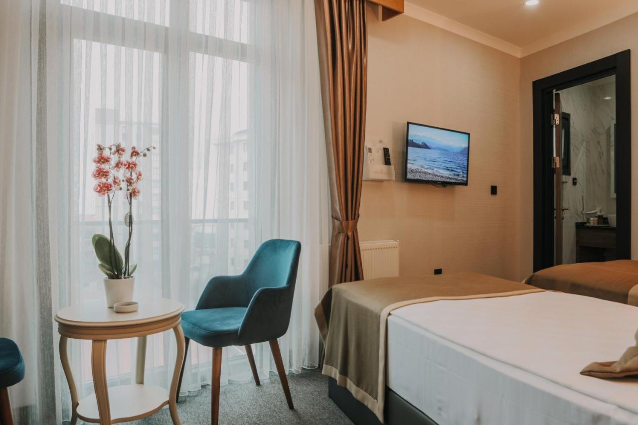 Otel Grand Lark İstanbul Dış mekan fotoğraf