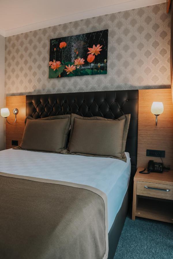 Otel Grand Lark İstanbul Dış mekan fotoğraf