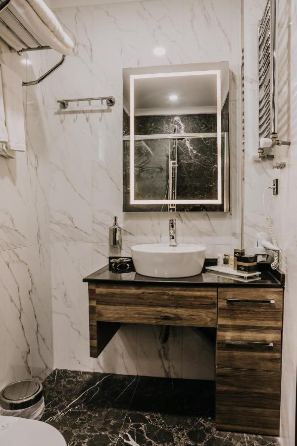 Otel Grand Lark İstanbul Dış mekan fotoğraf
