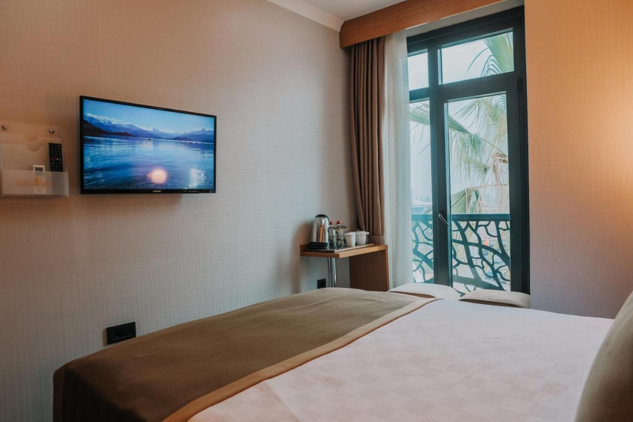 Otel Grand Lark İstanbul Dış mekan fotoğraf